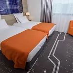 מלון Mercure Poitiers Site Du Futuroscope 4*