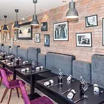 普瓦捷未来影视城美居酒店 酒店 沙斯讷伊迪普瓦图