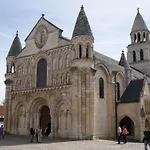 Mercure Poitiers Site Du Futuroscope Hotel 4*