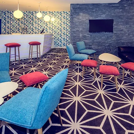Hotell Mercure Poitiers Site Du Futuroscope 4*