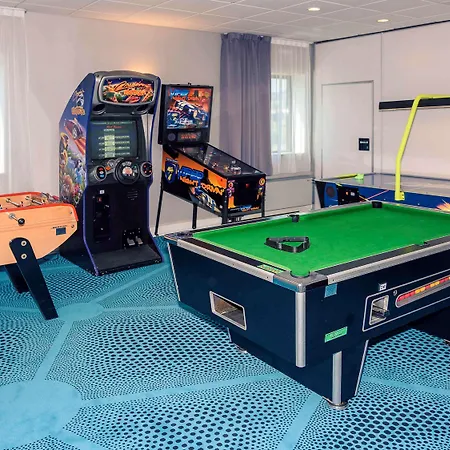 Hotell Mercure Poitiers Site Du Futuroscope 4*