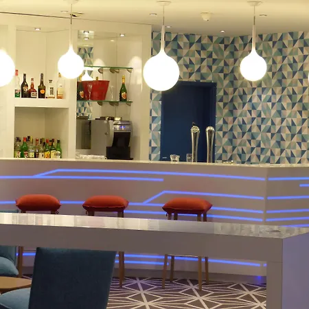Hotell Mercure Poitiers Site Du Futuroscope