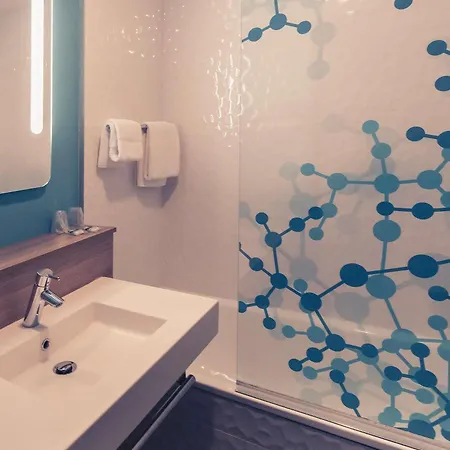 Hotel Mercure Poitiers Site Du Futuroscope 4*