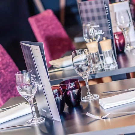 Mercure Poitiers Site Du Futuroscope 4* שאסנוי-דו-פוואטו