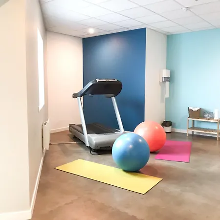 Mercure Poitiers Site Du Futuroscope מלון 4*