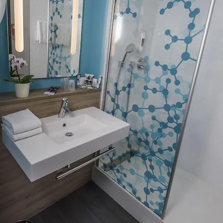 فندق Mercure Poitiers Site Du Futuroscope 4*