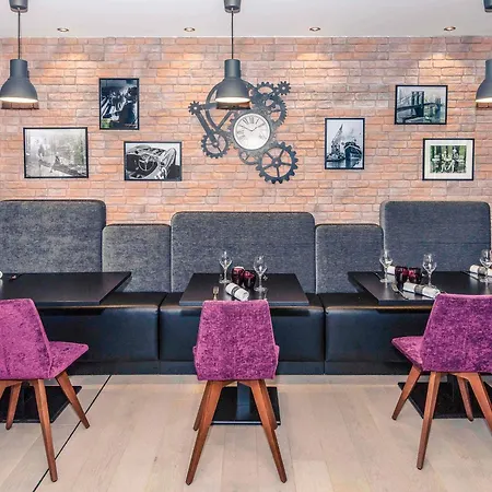 Mercure Poitiers Site Du Futuroscope מלון שאסנוי-דו-פוואטו