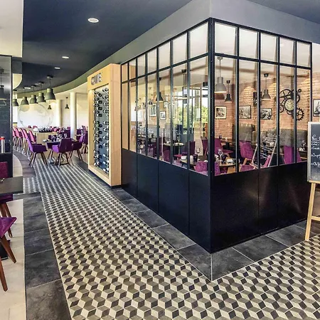 Mercure Poitiers Site Du Futuroscope Hotel 4*