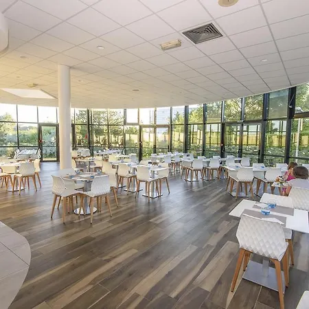 Hotel Mercure Poitiers Site Du Futuroscope