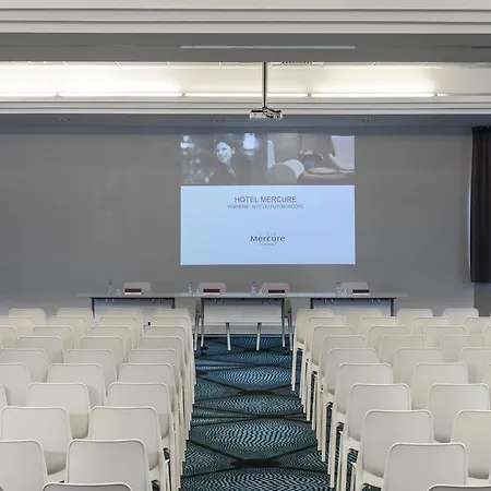Hotel Mercure Poitiers Site Du Futuroscope 4*