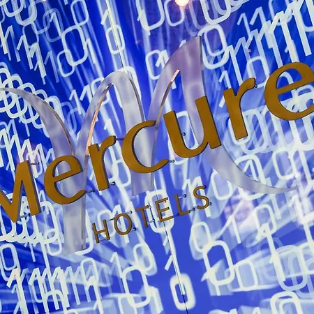 ホテル Mercure Poitiers Site Du Futuroscope