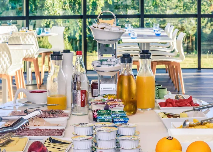 Mercure Poitiers Site Du Futuroscope Hotel 4*