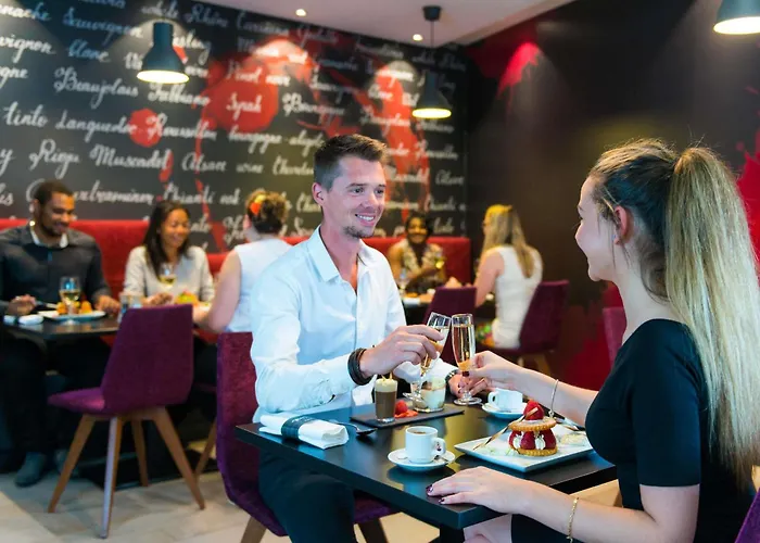 Mercure Poitiers Site Du Futuroscope Hotel 4*