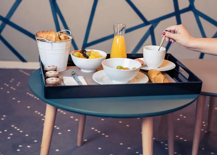 Hotel Mercure Poitiers Site Du Futuroscope 4*