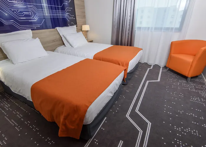 Hotel Mercure Poitiers Site Du Futuroscope 4*
