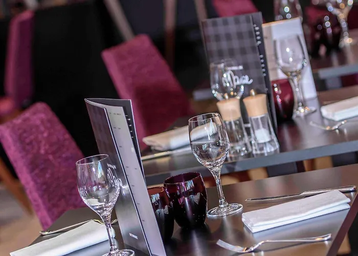 Hotel Mercure Poitiers Site Du Futuroscope 4*