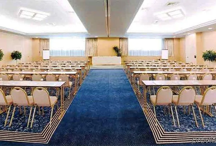 Hotel Mercure Poitiers Site Du Futuroscope